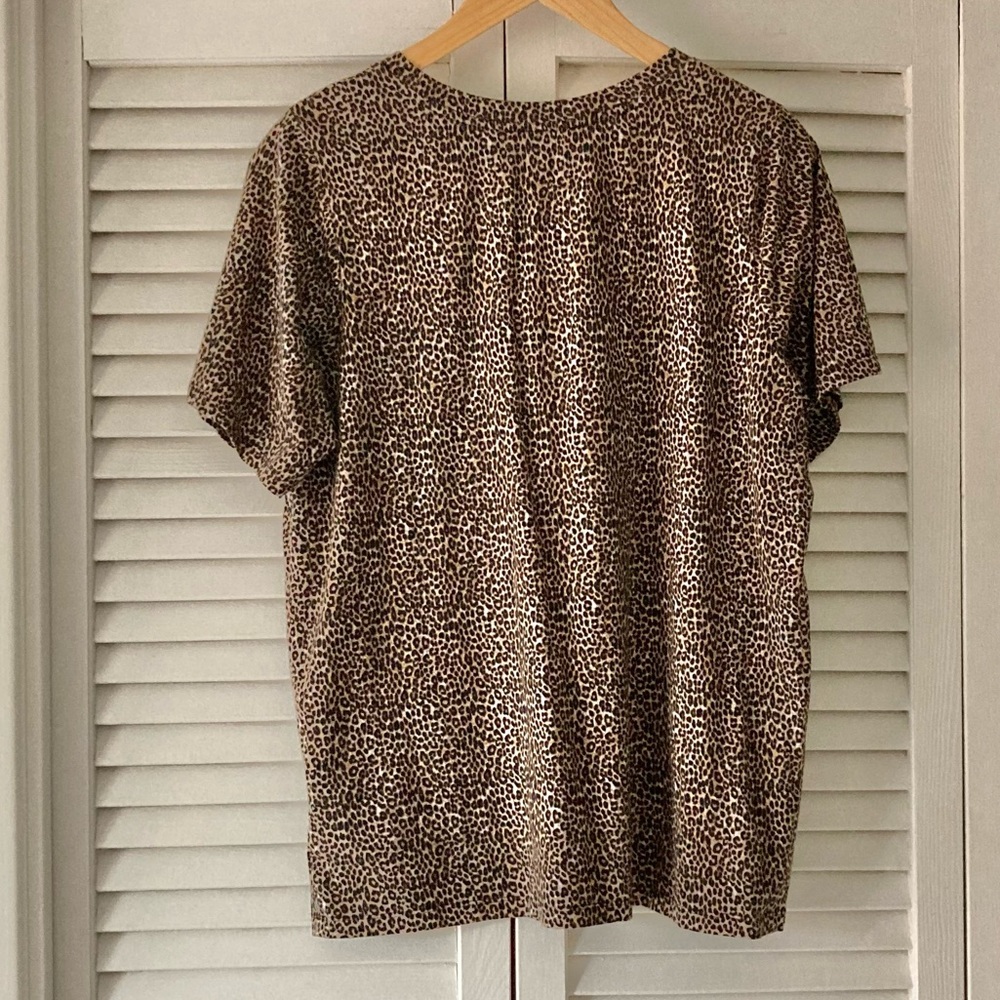 Michael Kors Leopard Logo T-shirt - Picture 5 of 7